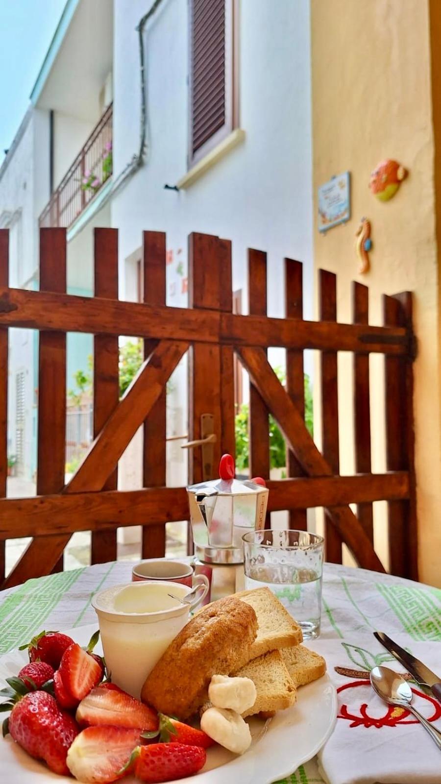 Bed & Breakfast Acquamarina Castro  Экстерьер фото
